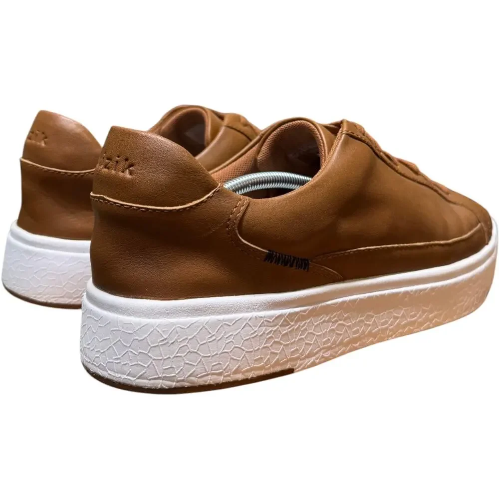 KIZIK Vegas Men 10W/Women 11.5W Hands Free Chestnut Brown Leather Sneakers READ